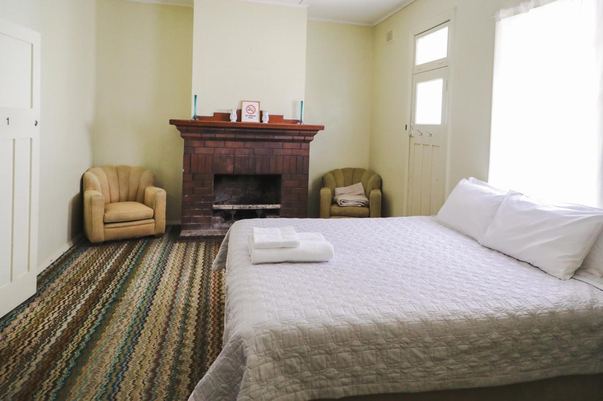 Royal Hotel Capertee Екстер'єр фото